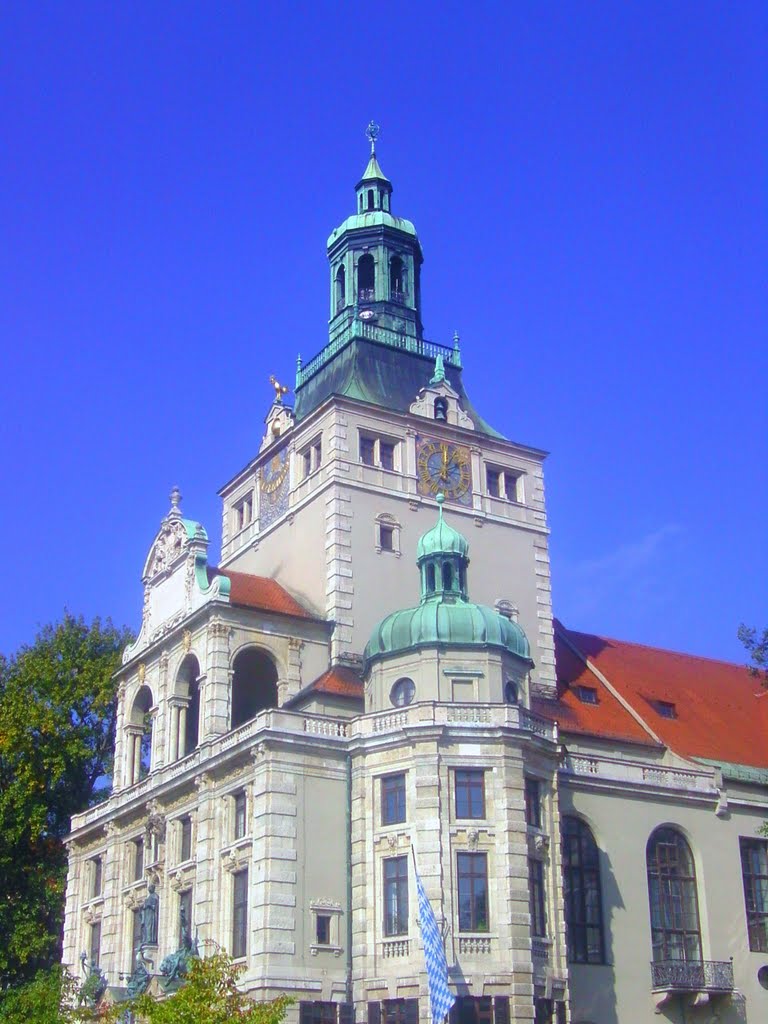 Turm des Nationalmuseums by Christoph Rohde