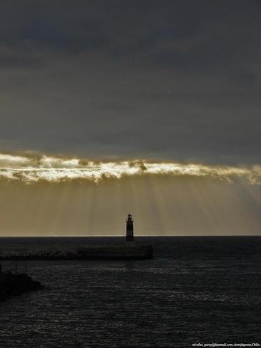 Atardecer en el Mall de Antofagasta by Jose Nicolas Garay L…