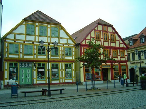 Waren / Müritz - Marktplatz (Frühjahr 2007) by HellMar62