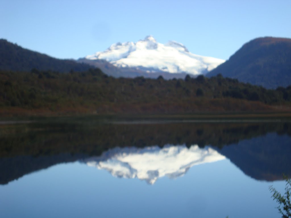 Lago Hess (PN Nahuel Huapi - área Cascada Los Alerces) by Nora Paradela