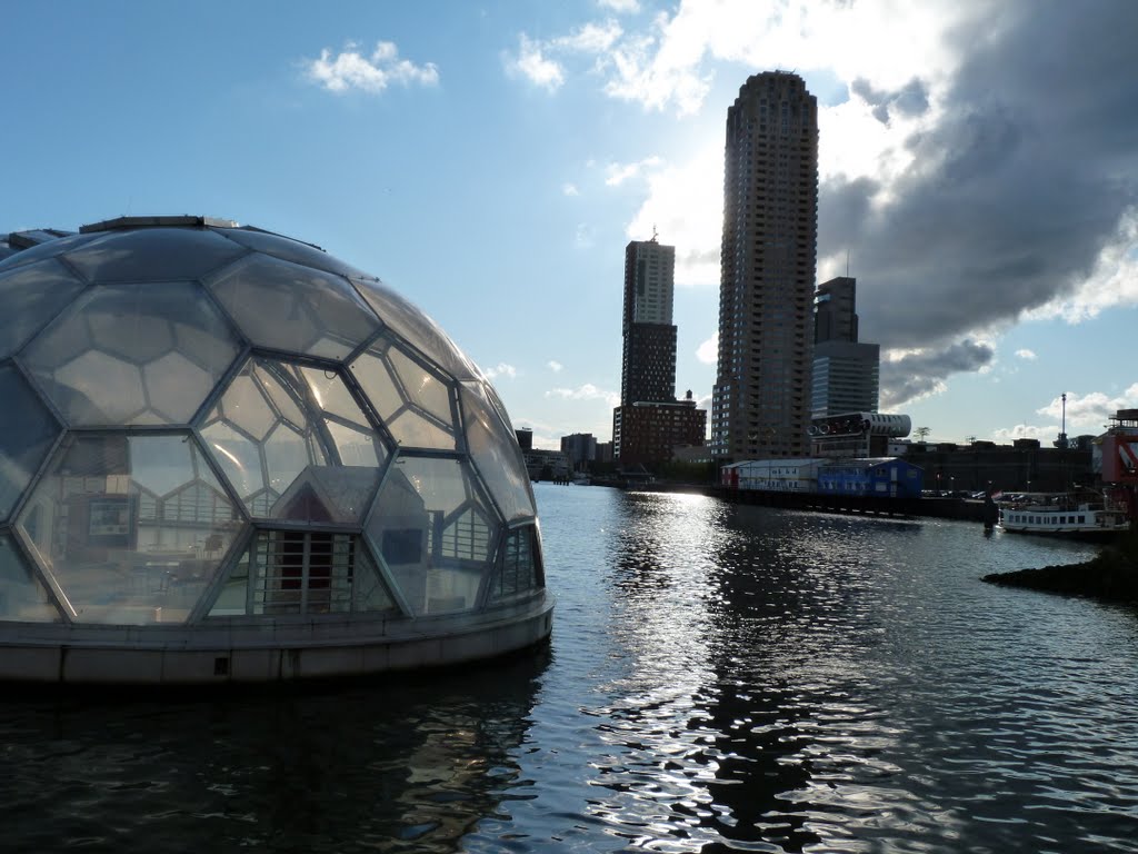 Kop van Zuid, Rotterdam, Netherlands by Steven en Hanneke