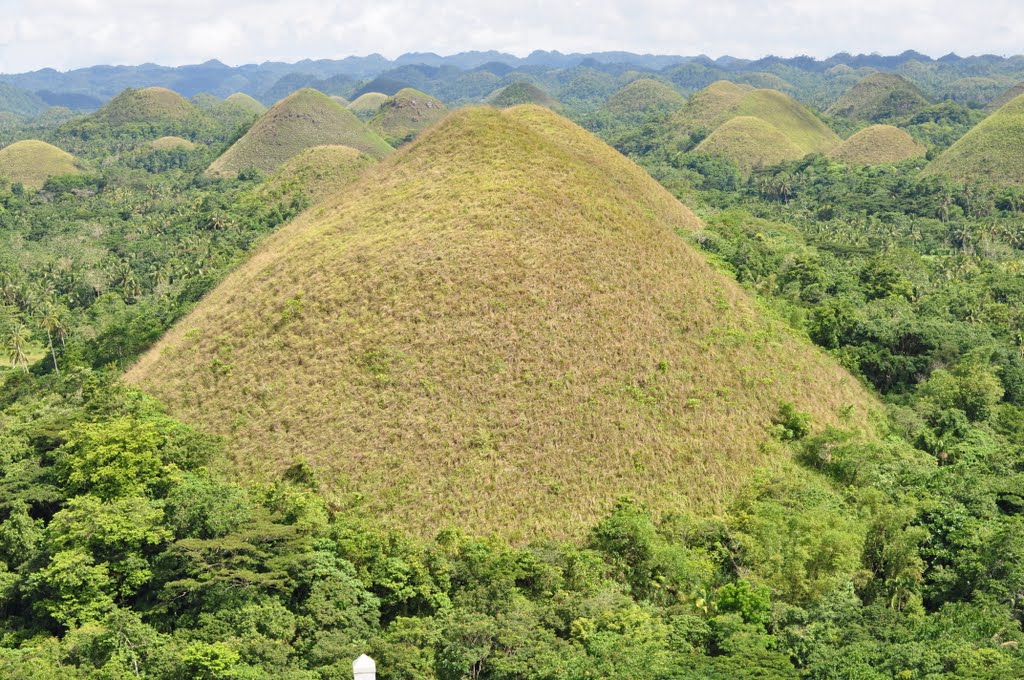 Chocolate hills by Paweł “Widget SFOR” …