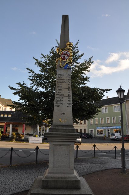 Postmeilensäule Dippoldiswalde by Lady A