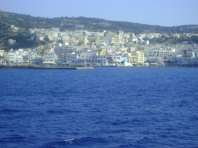 Karpathos ,pigadia by CESAR SANDOVAL