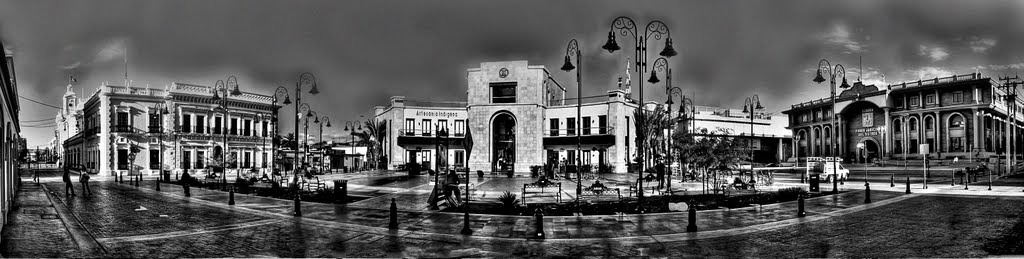 Plaza Bicentenario by iorch003