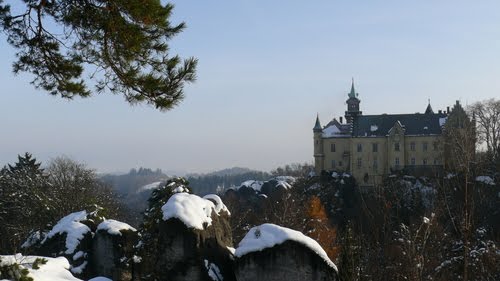 Schloß Hruba Skala by FrontRunner