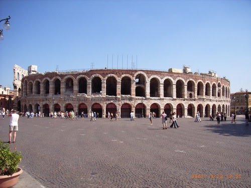 Verona Arena by scholle