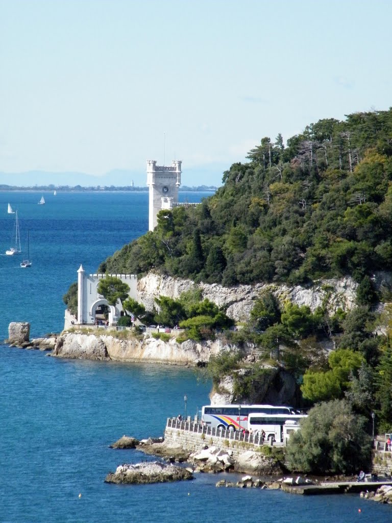 Trieste 9 Ottobre - Barcolana 2011 Miramare by Maurizio Tesan