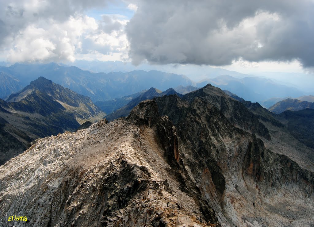 Cresta de Tempestades desde el Aneto by El Isma