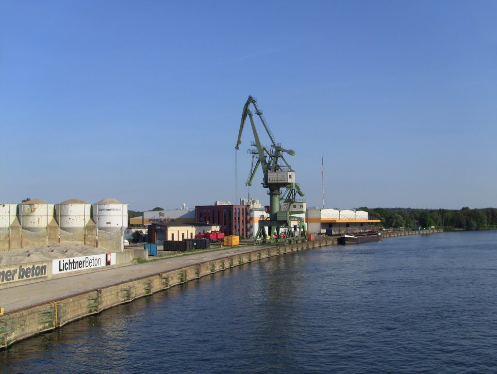 Betonwerk Spandau Schulenburgbrücke by Martin Wenzlaff