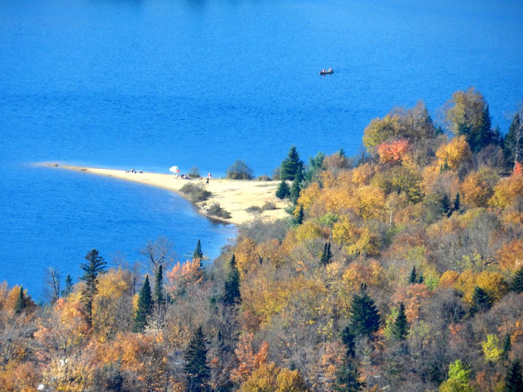 Lac-Supérieur, QC, Canada by neica nimeni