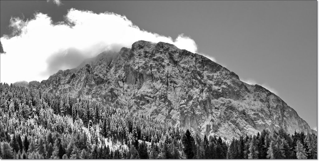 Val Gardena in B/N: Sasso Piatto da Santa Cristina by Saverio Panichi