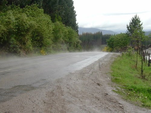 Carretera depues de la lluvia by Jhon Ortiz C.