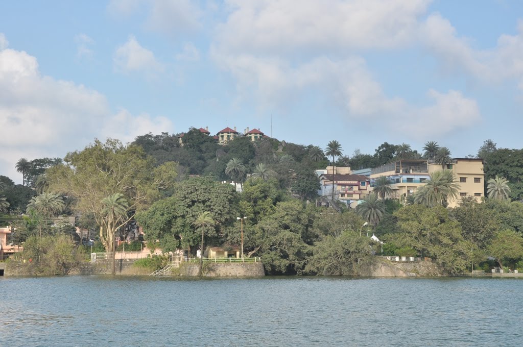 Niki Lake, Mount Abu by Jamil Master