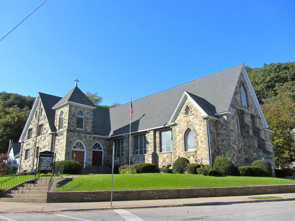 St Peter's Lutheran Church by Adam Elmquist