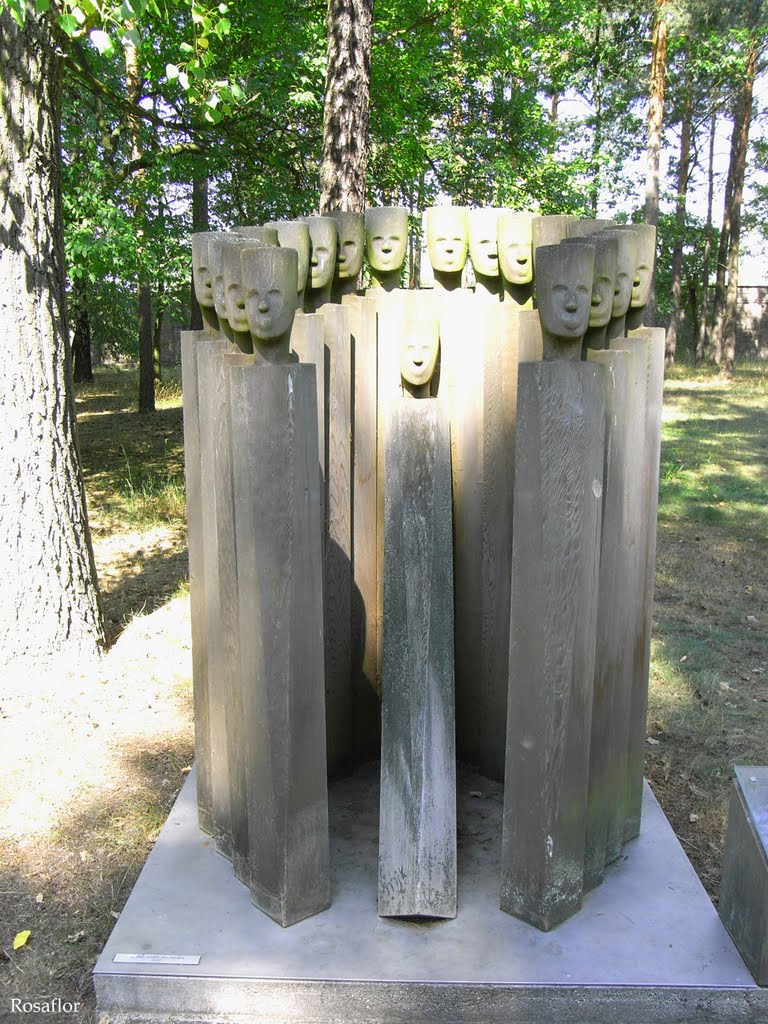 Konzentrationslager Sachsenhausen, Memorial by Rosaflor G.