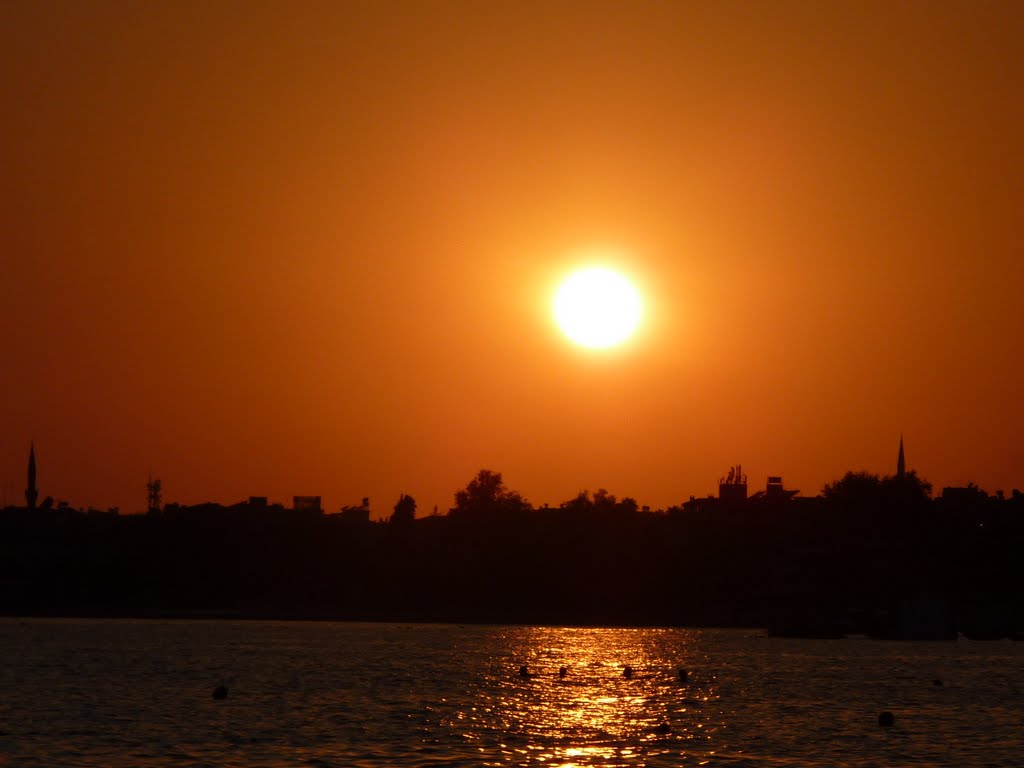 Alanya Turkey Sunset by Lee Shuff