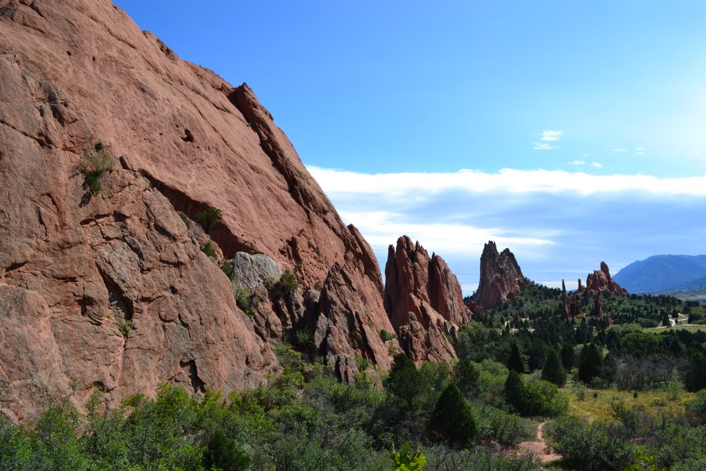 Walking in the Garden of the Gods Park 1956m -2011- by GSZENDRODI