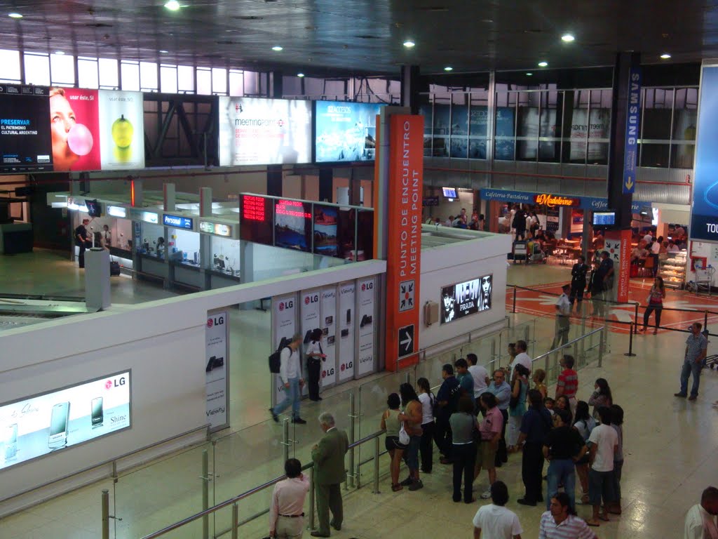 Aeroporto Buenos Aires by alcides altino..bauru