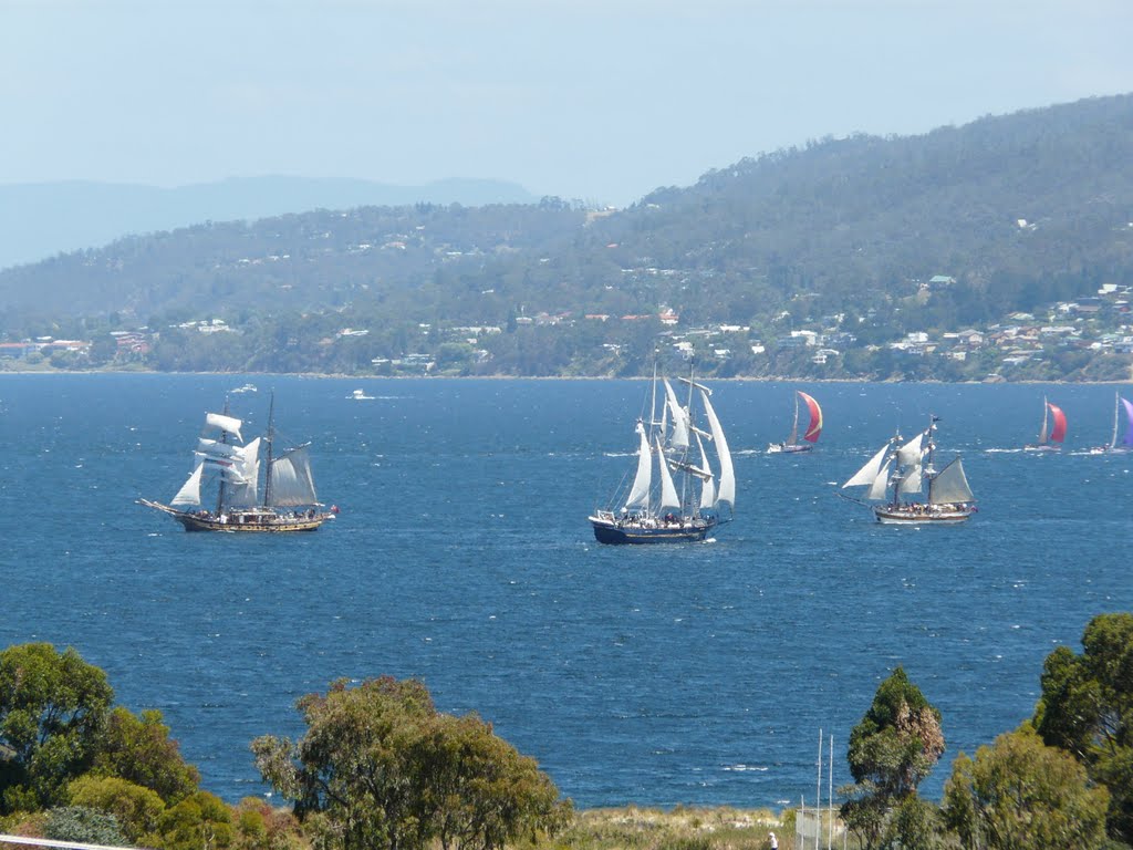 Tall Ship Racing by Tewbacka