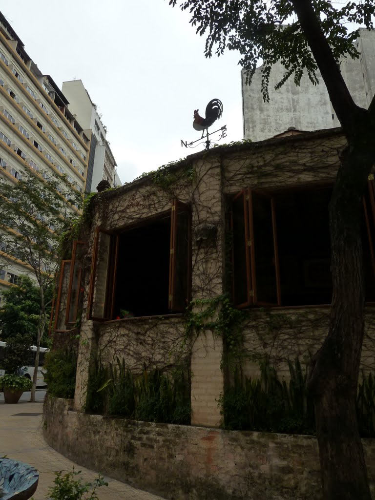 Famiglia Mancini - Rua Avanhandava - São Paulo - SP - BR by Paulo Targino Moreir…