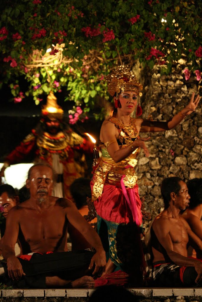 Barong dance by Emile81