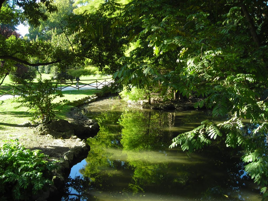 Milano-Parco Sempione by Vincenzo B.