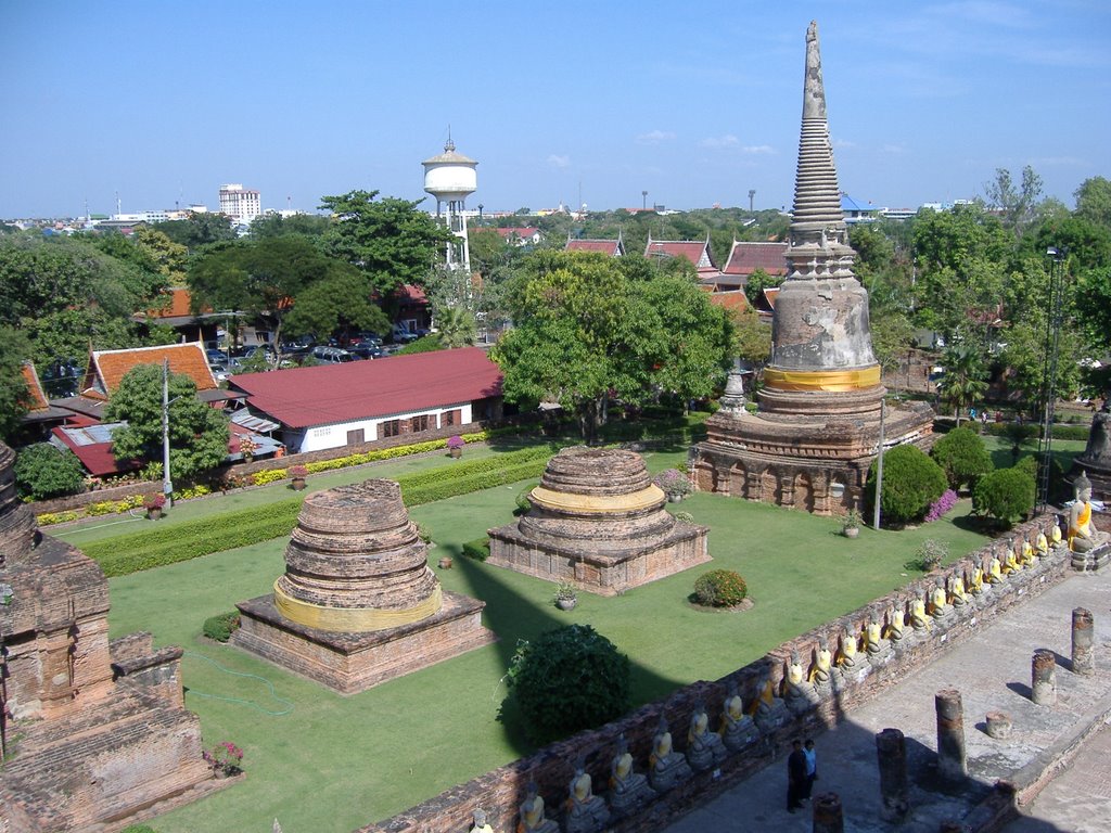 Wat Yai Chai Mongkhon (101) by Frank Tirpak