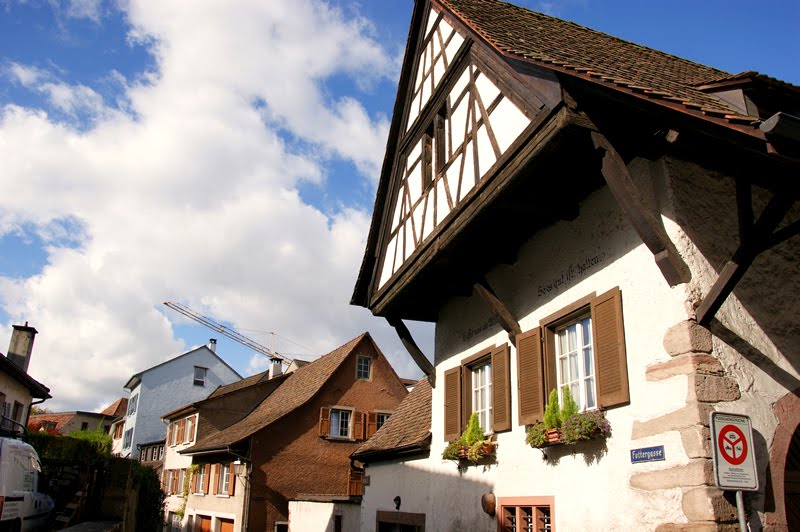 Schweizer Rheinfelden mittelalterliche Altstadt. by Golinski Janusch