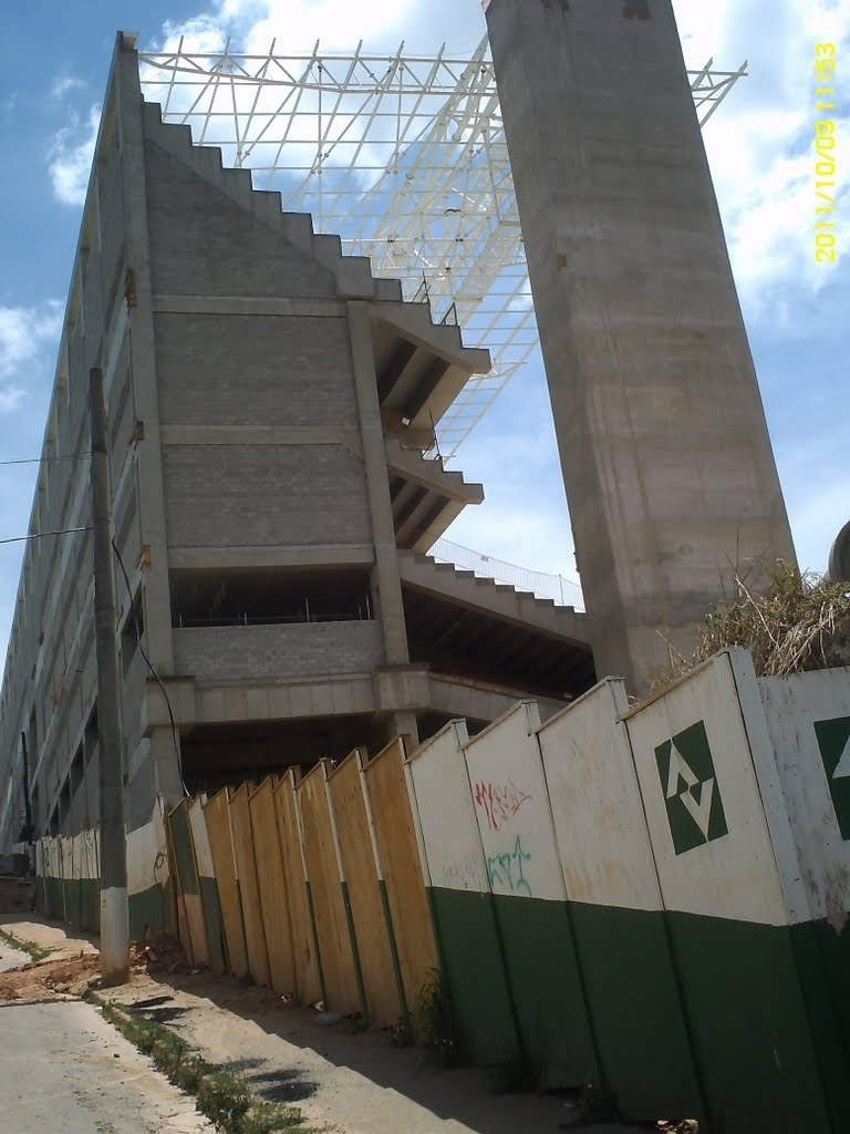 Estádio Independência ( Rua Ismênia Tunis ) Belo Horizonte MG by assunfer