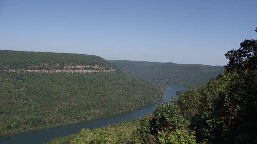 Raccoon Mountain Pumped Storage Visitor Center Overlook by rgetman