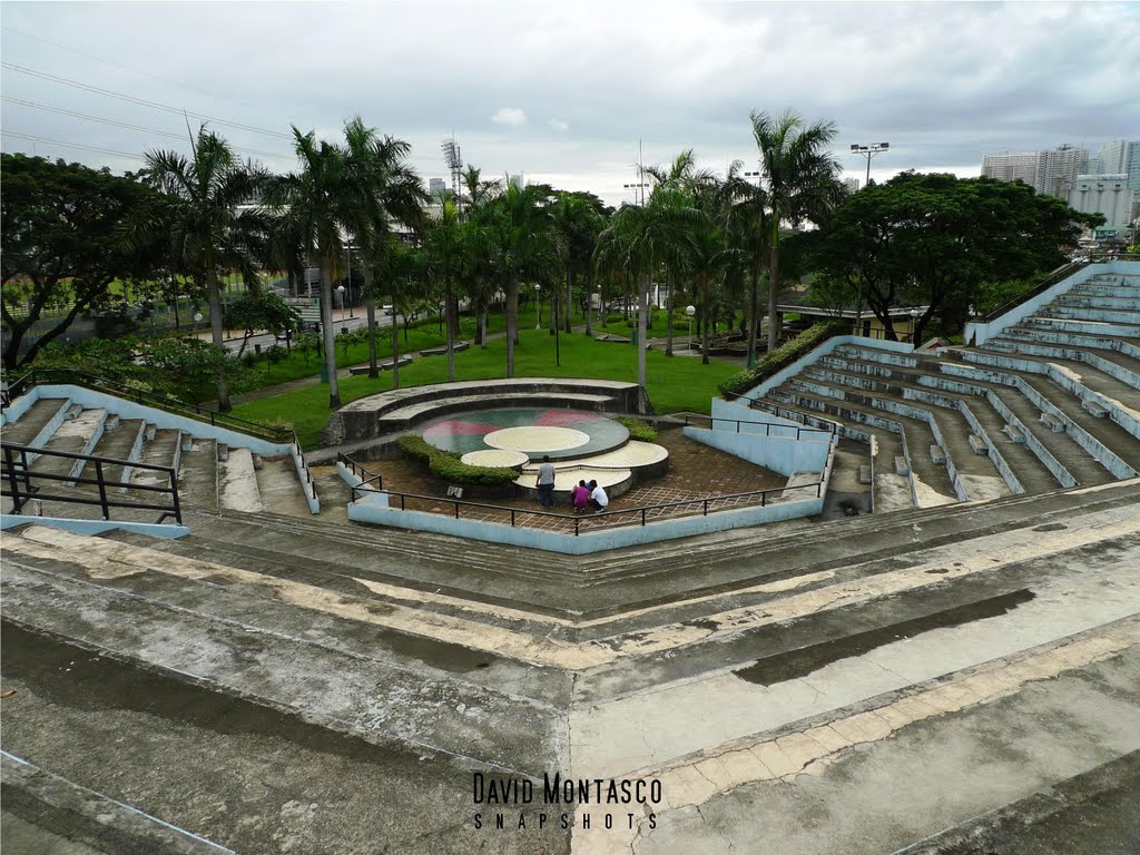 Makati Park Ampitheater by Montasco