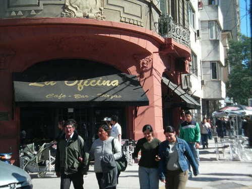 Belgrano esquina San Martín by Leo's Earth