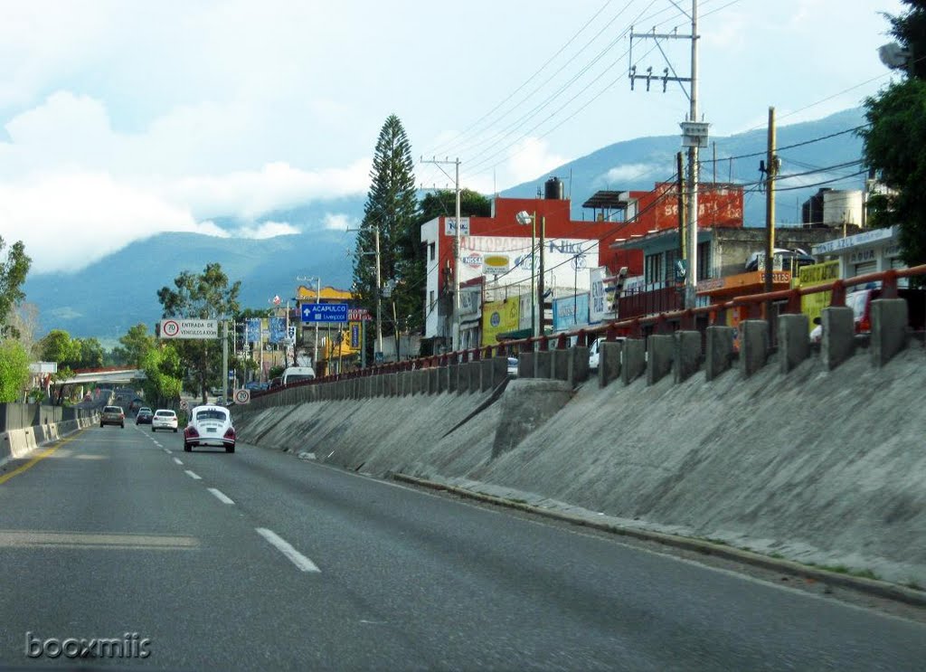 Autopista del Sol en Chilpancingo by booxmiis