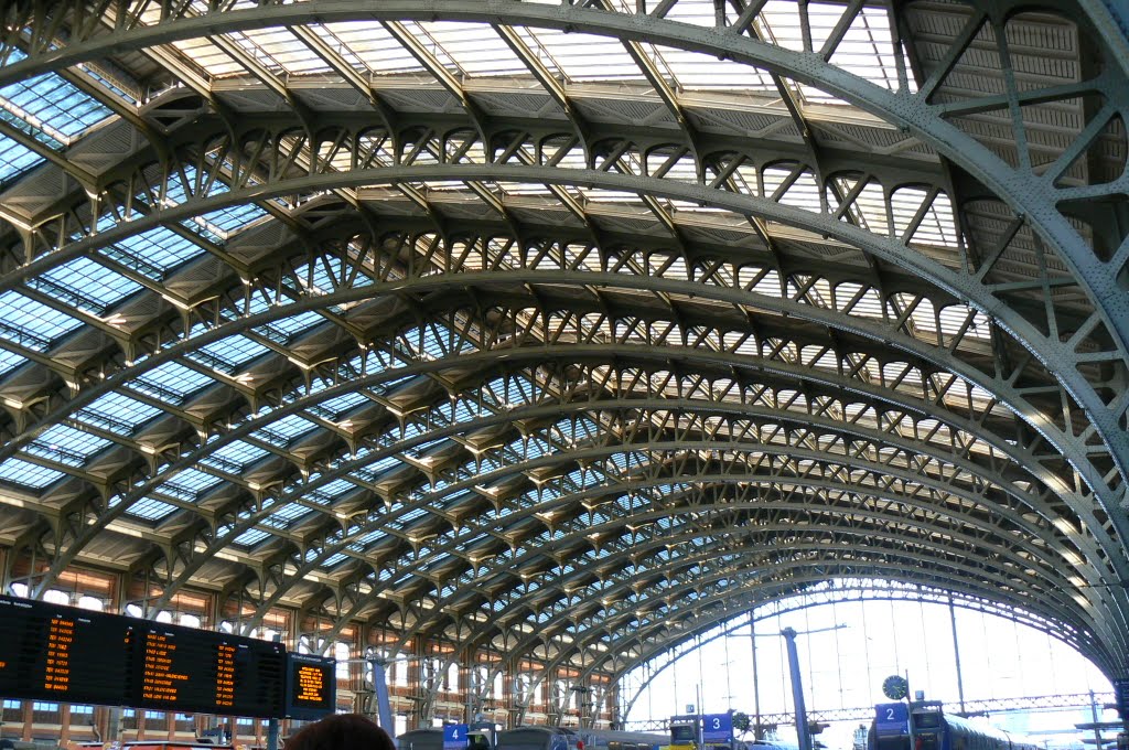 Gare de Lille Flandres by JP.GUYOMARD