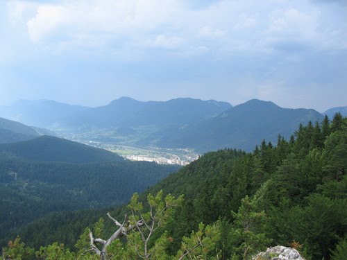 Veľká skala - smerom na západ mesta RK - Klačno by Mirec-speleork.sk