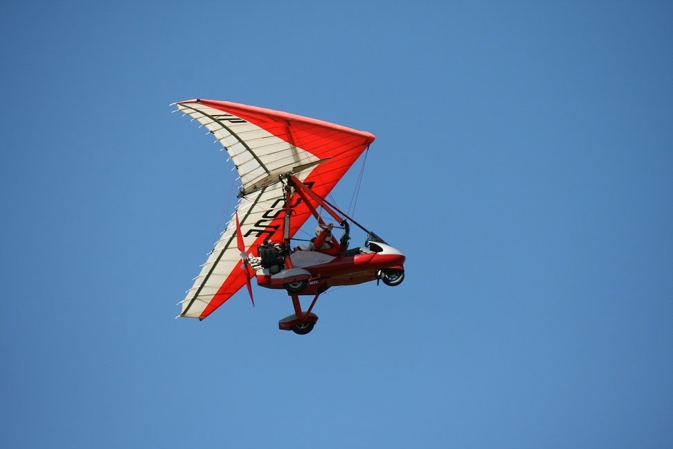 By Werner Rathai - Tanncosh 2011 in Flight by WEOSRA