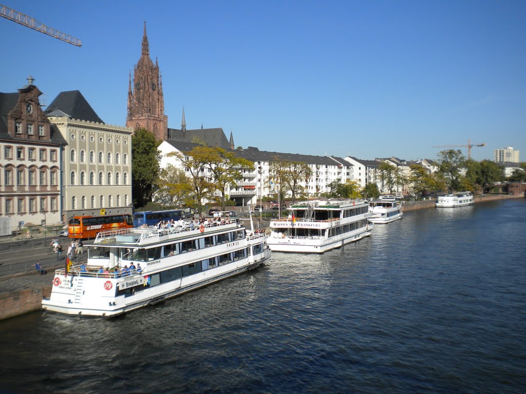 Maihn River, Frankfurt by Mourad Badri