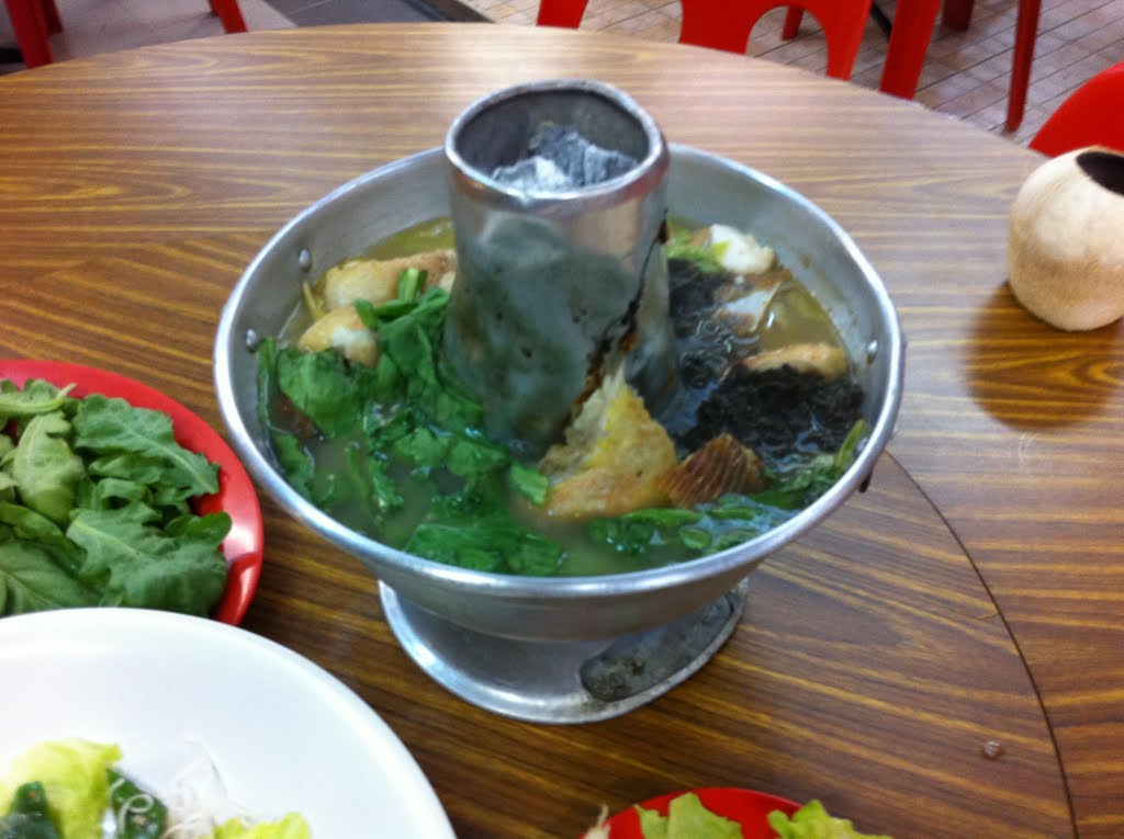 Fish Head Steamboat 魚頭爐 Seafood Steamboat 海鮮魚頭爐Block 462 Crawford Lane #01-69/71 Singapore 190462 Next to Old Hong Wen School 哥羅福巷大牌462門座牌#01-69/71 政府組屋樓下 Tel: 62964533 Nearest MRT Stations: Lavender (EW Line), Nicoll Highway (CC Line) Restaurant Operating by branozsupport