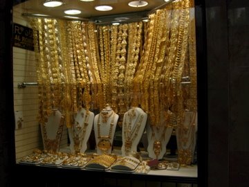 Gold Souk in Dubai by frber