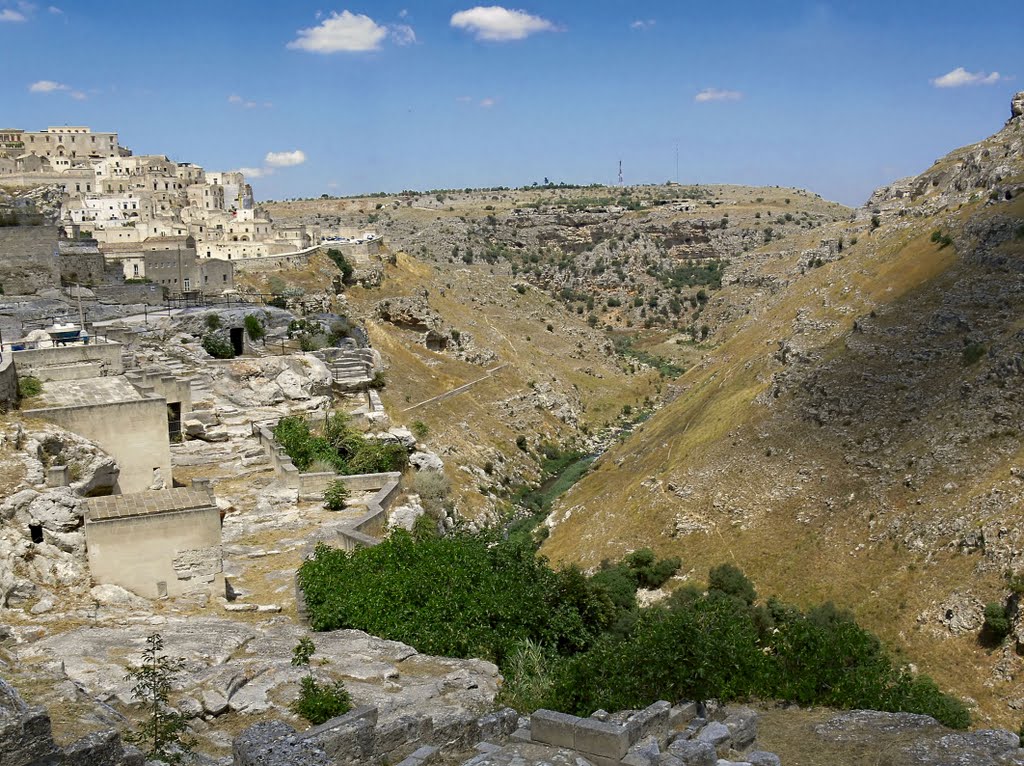 Matera, wąwóz rzeki Gravina by Grzegorz Przech