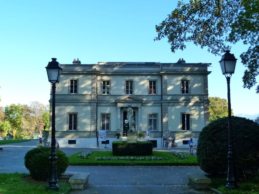 Musée d'histoire des Sciences by Magda GHALI