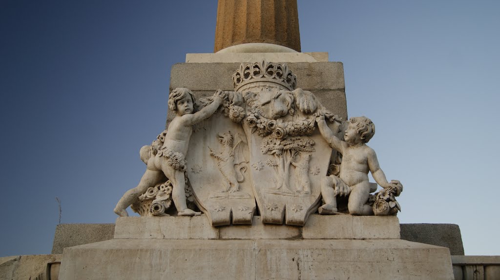 Obelisco del parque lineal del manzanares by Wladimir José Fernán…