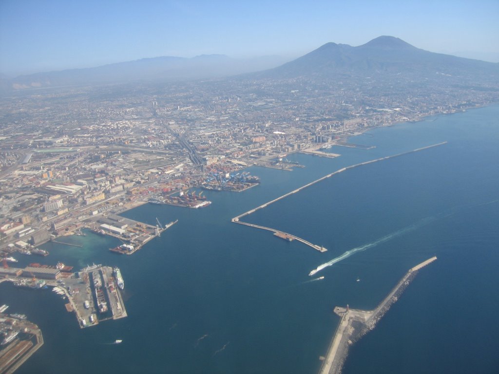 Naples & Vesuvius by shuribear