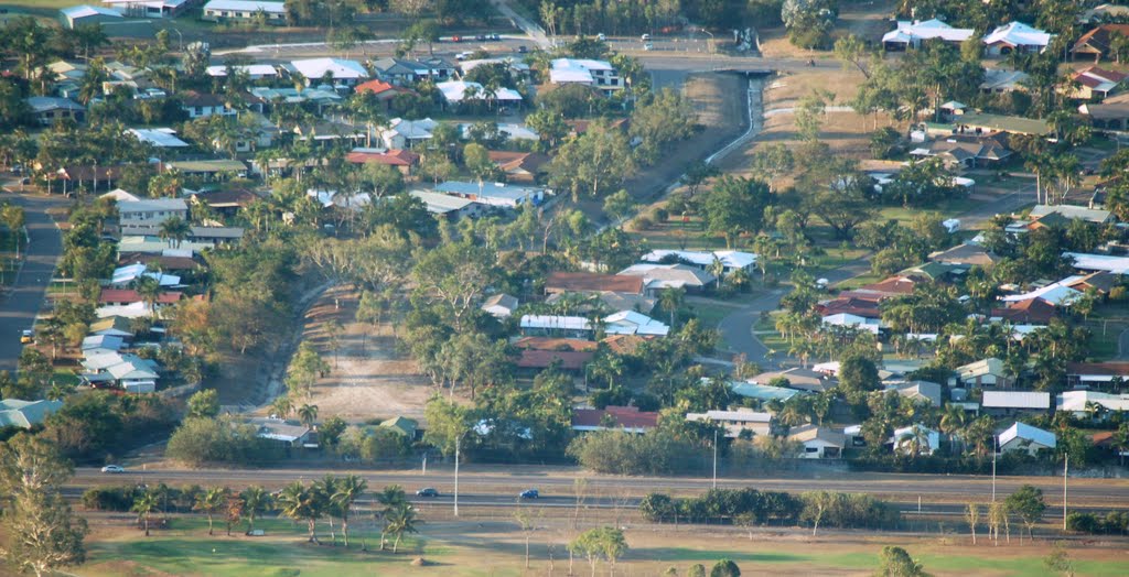 Annandale-Townsville-QLD by siyal