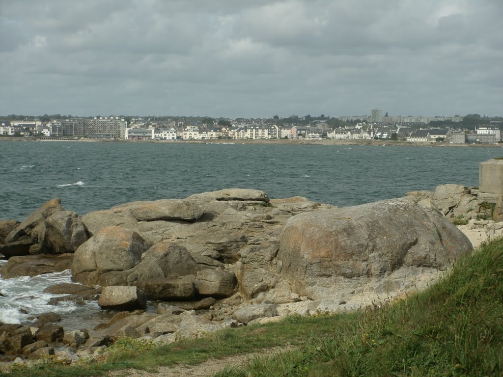 Vue de Concarneau depuis le Cabellou by JP.GUYOMARD