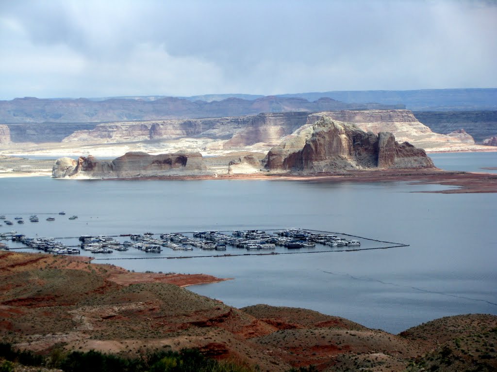 Lake Powell Page by Daniel Gradel