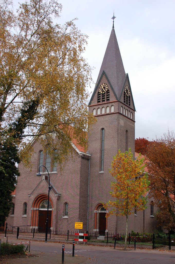 Kerk - Keldonk by Harold van Lankvelt