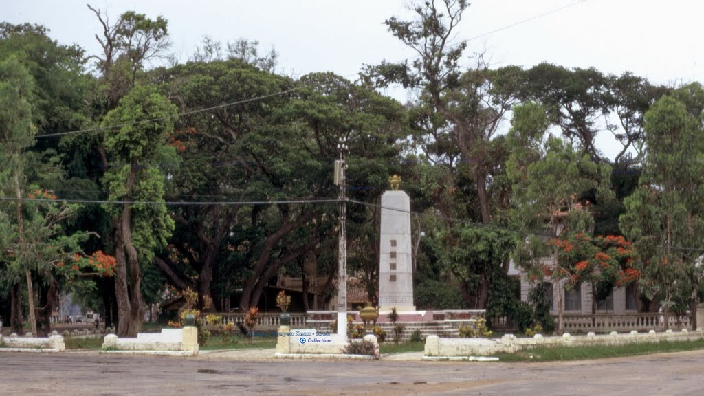 A Monument in Vungtau 1968 - Photo by Peter Edwards by Thắng ARCH “OV-10 Br…