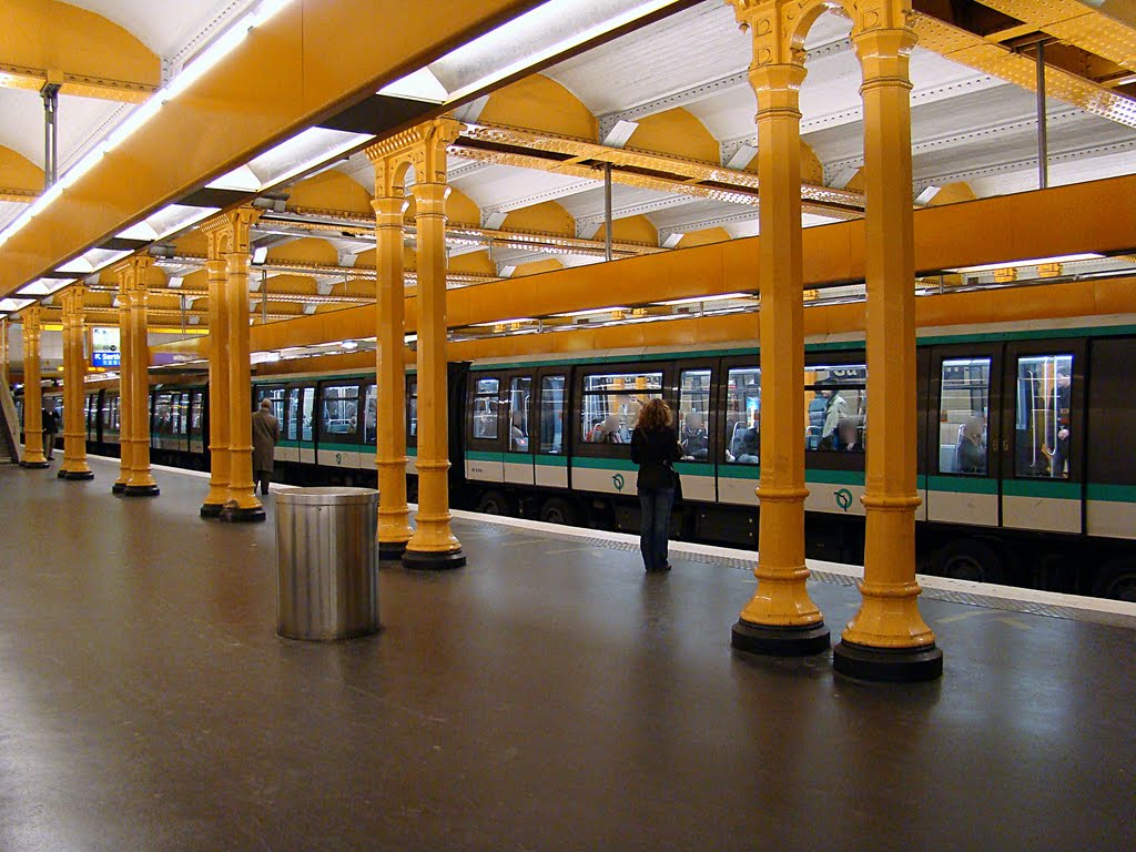 METRO GARE de LYON LIGNE 1 by Jean-Pierre Boussuge